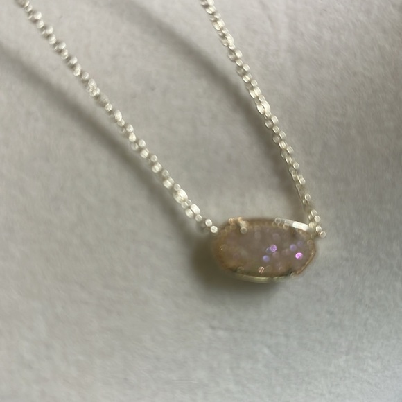 🤍Kendra Scott Gold Necklace with Druzy stone pendant - Picture 8 of 8